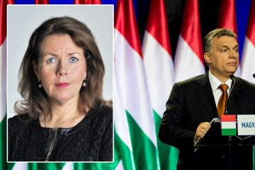 Ungerns president Viktor Orbán och Europaparlamentarikern Cecilia Wikström (L)