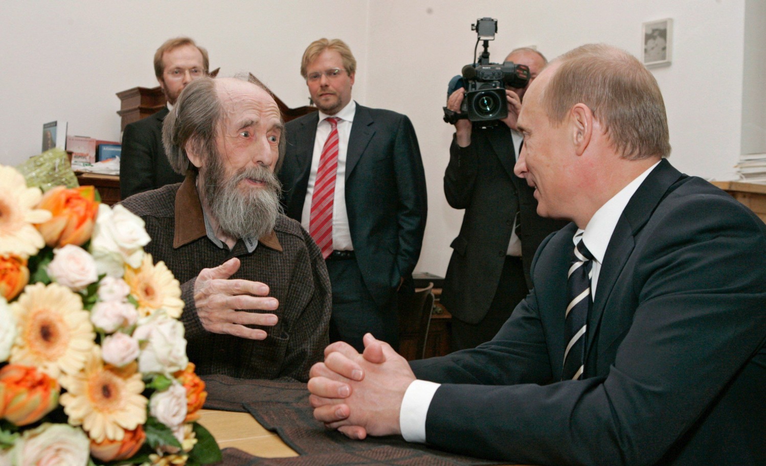 Aleksandr Solzhenitsyn, Wikipedia.